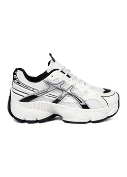 Shelvt Biało-czarne wygodne sneakersy z siatką - id: 229879 - marki Shelvt - 185447301 Shelvt Biało-czarne wygodne sneakersy z siatką ze sklepu ButyModne.pl w kategorii Buty sportowe damskie - zdjęcie 185447301