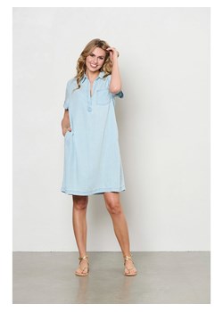 &amp;Co Woman Sukienka dżinsowa &quot;Joanna&quot; w kolorze błękitnym ze sklepu Limango Polska w kategorii Sukienki - zdjęcie 185458544