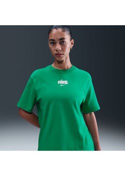 T-shirt damski Nike Sportswear - Zieleń ze sklepu Nike poland w kategorii Bluzki damskie - zdjęcie 185462012