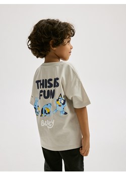 Reserved - Bawełniany t-shirt Bluey - beżowy ze sklepu Reserved w kategorii T-shirty chłopięce - zdjęcie 185467341