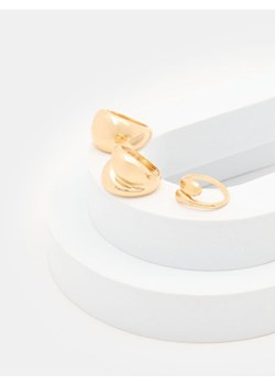 Sinsay - Zestaw złotych pierścionków 3 pack - złoty - id: 059EK-GLD - marki Sinsay - 185478984 Sinsay - Zestaw złotych pierścionków 3 pack - złoty ze sklepu Sinsay w kategorii Pierścionki - zdjęcie 185478984