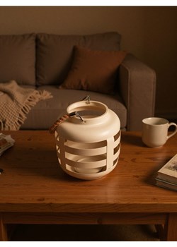 Sinsay - Metalowy lampion z uchwytem - kremowy ze sklepu Sinsay w kategorii Lampiony i lampki - zdjęcie 185493994
