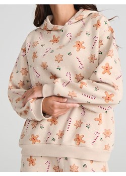 Sinsay - Bluza w świąteczny wzór - beżowy ze sklepu Sinsay w kategorii Bluzy damskie - zdjęcie 185494034