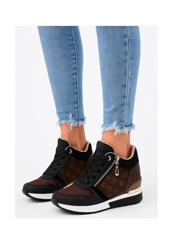 Damskie sneakersy na koturnie Black /C7-3 15912 D383/ ze sklepu Pantofelek24.pl w kategorii Buty sportowe damskie - zdjęcie 185499323