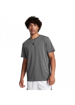 Męska koszulka do koszykówki Under Armour Curry Logo Heavyweight - szara ze sklepu Sportstylestory.com w kategorii T-shirty męskie - zdjęcie 185504020