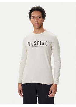Mustang Longsleeve Asheville 1016873 Beżowy Regular Fit ze sklepu MODIVO w kategorii T-shirty męskie - zdjęcie 185507501