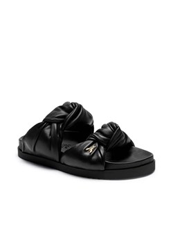 Patrizia Pepe Skórzane klapki ze sklepu Gomez Fashion Store w kategorii Klapki damskie - zdjęcie 185509050