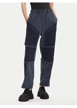 G-Star Raw Spodnie materiałowe Tone On Tone D27036-D522 Niebieski Relaxed Fit ze sklepu MODIVO w kategorii Spodnie damskie - zdjęcie 185510460