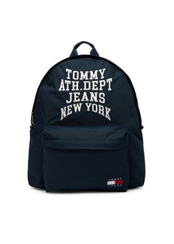Plecak Tommy Jeans Tjm Multi Graphic Dome Backpack AM0AM13730 Granatowy ze sklepu eobuwie.pl w kategorii Plecaki - zdjęcie 185516672