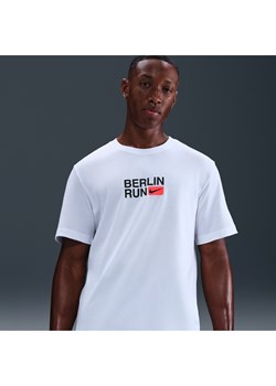 Męski T-shirt z krótkim rękawem do biegania Dri-FIT Nike - Biel ze sklepu Nike poland w kategorii T-shirty męskie - zdjęcie 185525121