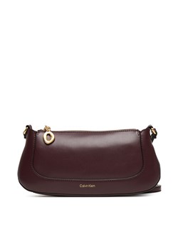 Calvin Klein Torebka Hardware Zip Crossbody LV04F1046G Bordowy ze sklepu MODIVO w kategorii Listonoszki - zdjęcie 185533174
