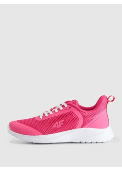 Dziecięce buty sportowe 4F 4FJRSS25FSPOF192 - różowe ze sklepu Sportstylestory.com w kategorii Buty sportowe dziecięce - zdjęcie 185547153