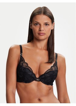 Chantelle Biustonosz push-up Muse C19YNR Czarny ze sklepu MODIVO w kategorii Biustonosze - zdjęcie 185550712