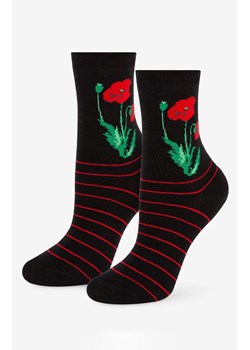 Marilyn Skarpetki damskie w subtelne paseczki i czerwone maki Poppy 2, Kolor czarno-czerwono-zielony, Rozmiar 36-40, Marilyn ze sklepu Intymna w kategorii Skarpetki damskie - zdjęcie 185558410