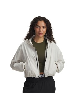 Damska kurtka treningowa Under Armour Unstoppable Woven Ripstop - biała ze sklepu Sportstylestory.com w kategorii Kurtki damskie - zdjęcie 185561202