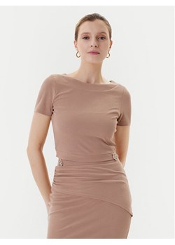 Guess T-Shirt W5YP14 KAQL2 Beżowy Regular Fit ze sklepu MODIVO w kategorii Bluzki damskie - zdjęcie 185564370