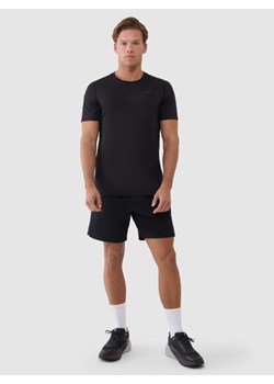 Męskie spodenki treningowe 4F 4FWSS25TFSHM0867 - czarne ze sklepu Sportstylestory.com w kategorii Spodenki męskie - zdjęcie 185568044