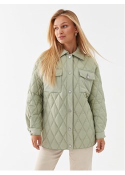 Guess Kurtka przejściowa Giorgia W3YL17 WFIW2 Zielony Relaxed Fit ze sklepu MODIVO w kategorii Kurtki damskie - zdjęcie 185583581
