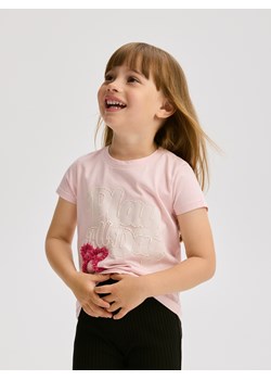 Reserved - Bawełniany t-shirt z napisem - pastelowy róż ze sklepu Reserved w kategorii Bluzki dziewczęce - zdjęcie 185593614