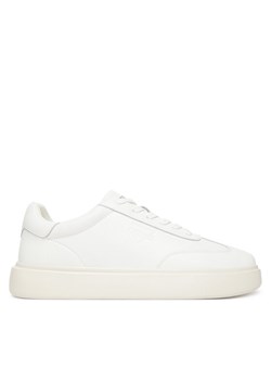 Guess Sneakersy FMFPLA LEA12 Biały ze sklepu MODIVO w kategorii Buty sportowe męskie - zdjęcie 185606174