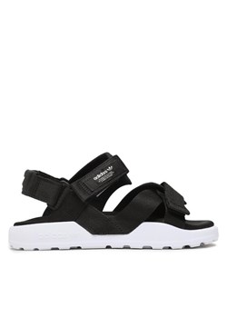 adidas Sandały Adilette Adventure Sandals HP2184 Czarny ze sklepu MODIVO w kategorii Sandały damskie - zdjęcie 185635171