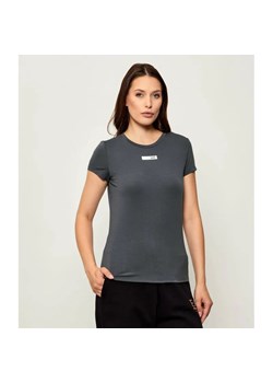 EA7 T-shirt | Slim Fit ze sklepu Gomez Fashion Store w kategorii Bluzki damskie - zdjęcie 185637503