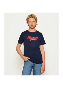 Tommy Hilfiger T-shirt | Regular Fit ze sklepu Gomez Fashion Store w kategorii T-shirty chłopięce - zdjęcie 185638213