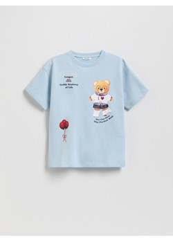 Reserved - Bawełniany t-shirt z nadrukiem - jasnoniebieski ze sklepu Reserved w kategorii T-shirty chłopięce - zdjęcie 185642782