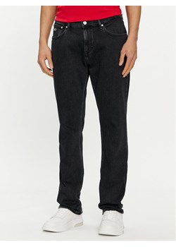 Tommy Jeans Jeansy Ryan DM0DM18221 Czarny Straight Fit ze sklepu MODIVO w kategorii Jeansy męskie - zdjęcie 185646791