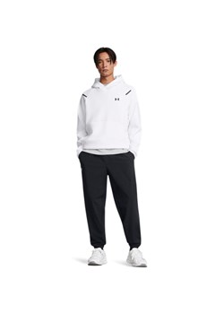 Męskie spodnie treningowe Under Armour UA Vibe Woven Pants - czarne ze sklepu Sportstylestory.com w kategorii Spodnie męskie - zdjęcie 185650140