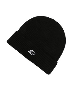Czapka dla każdego New Balance LAH53008BK - czarna ze sklepu streetstyle24.pl w kategorii Czapki zimowe męskie - zdjęcie 185654742