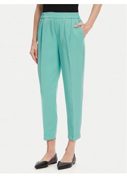 United Colors Of Benetton Spodnie materiałowe 4Y09DF079 Zielony Regular Fit ze sklepu MODIVO w kategorii Spodnie damskie - zdjęcie 185665710