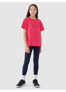 Dziewczęcy t-shirt z nadrukiem 4F 4FJWSS25TTSHF2327 - różowy ze sklepu Sportstylestory.com w kategorii Bluzki dziewczęce - zdjęcie 185670903
