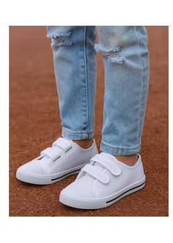 Białe tenisówki dla chłopca na rzepy /G3-1 18100 T189/ ze sklepu Pantofelek24.pl w kategorii Trampki dziecięce - zdjęcie 185686092