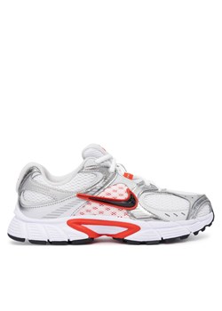 Nike Sneakersy V5 RNR HQ7901 Szary ze sklepu MODIVO w kategorii Buty sportowe damskie - zdjęcie 185687111