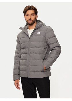 The North Face Kurtka puchowa Aconcaqua NF0A84I1 Szary Regular Fit ze sklepu MODIVO w kategorii Kurtki męskie - zdjęcie 185691392