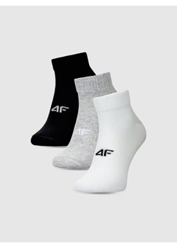 Damskie skarpetki za kostkę (3-pack) 4F 4FWMM00USOCF448 - multikolor ze sklepu Sportstylestory.com w kategorii Skarpetki damskie - zdjęcie 185694164