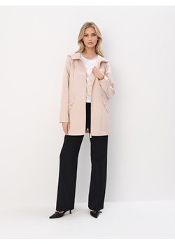 Mohito - Beżowa kurtka parka basic - beżowy ze sklepu Mohito w kategorii Parki damskie - zdjęcie 185703653