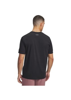 Męska koszulka treningowa Under Armour Project Rock Brahma Bull - czarna ze sklepu Sportstylestory.com w kategorii T-shirty męskie - zdjęcie 185704271