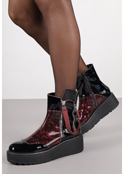 Czarno-Czerwone Lakierowane Botki Vices na Platformie i Koturnie Gamillia - id: 398439 - marki born2be - 185711452 Czarno-Czerwone Lakierowane Botki Vices na Platformie i Koturnie Gamillia ze sklepu born2be.pl w kategorii Botki - zdjęcie 185711452