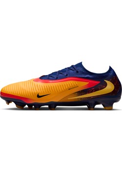 Korki piłkarskie na twardą murawę Nike Phantom 6 Low Pro „Erling Haaland” - Pomarańczowy ze sklepu Nike poland w kategorii Buty sportowe męskie - zdjęcie 185716013