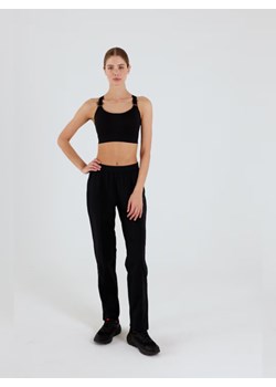Damski biustonosz treningowy 4F 4FWMM00USBAF216 - czarny ze sklepu Sportstylestory.com w kategorii Biustonosze - zdjęcie 185716441
