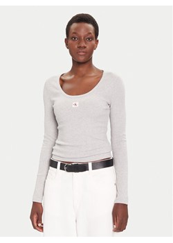 Calvin Klein Jeans Bluzka LV047D218G Szary Slim Fit ze sklepu MODIVO w kategorii Bluzki damskie - zdjęcie 185731093