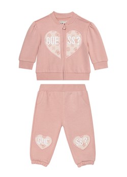 Guess Dres A5BG13 KAD74 Różowy Regular Fit ze sklepu MODIVO w kategorii Odzież dla niemowląt - zdjęcie 185731144
