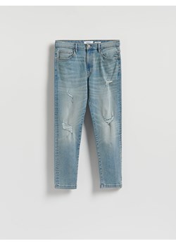 Reserved - Jeansy carrot slim z przetarciami - niebieski ze sklepu Reserved w kategorii Jeansy męskie - zdjęcie 185752460