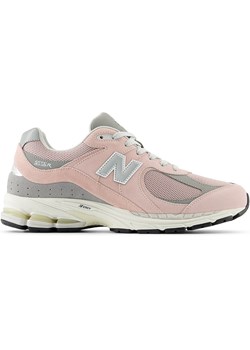 Buty unisex New Balance M2002RFC – różowe ze sklepu New Balance Poland w kategorii Buty sportowe damskie - zdjęcie 185752782