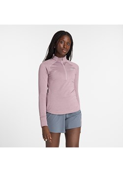 Bluza damska New Balance WT43200IWH – różowa ze sklepu New Balance Poland w kategorii Bluzy damskie - zdjęcie 185752793