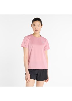 Koszulka damska New Balance WT41222PTF – różowa ze sklepu New Balance Poland w kategorii Bluzki damskie - zdjęcie 185752843