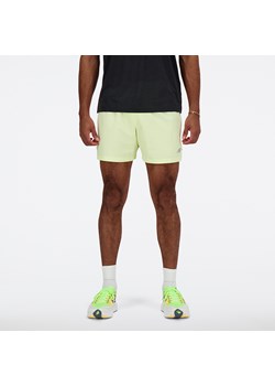 Spodenki męskie New Balance MS41286LLT – żółte ze sklepu New Balance Poland w kategorii Spodenki męskie - zdjęcie 185752894
