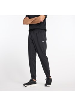 Spodnie męskie New Balance MP41011BK – czarne ze sklepu New Balance Poland w kategorii Spodnie męskie - zdjęcie 185753010